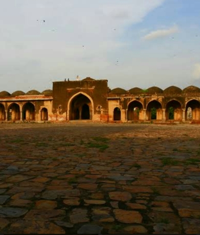 Begumpuri - 3 courtyard